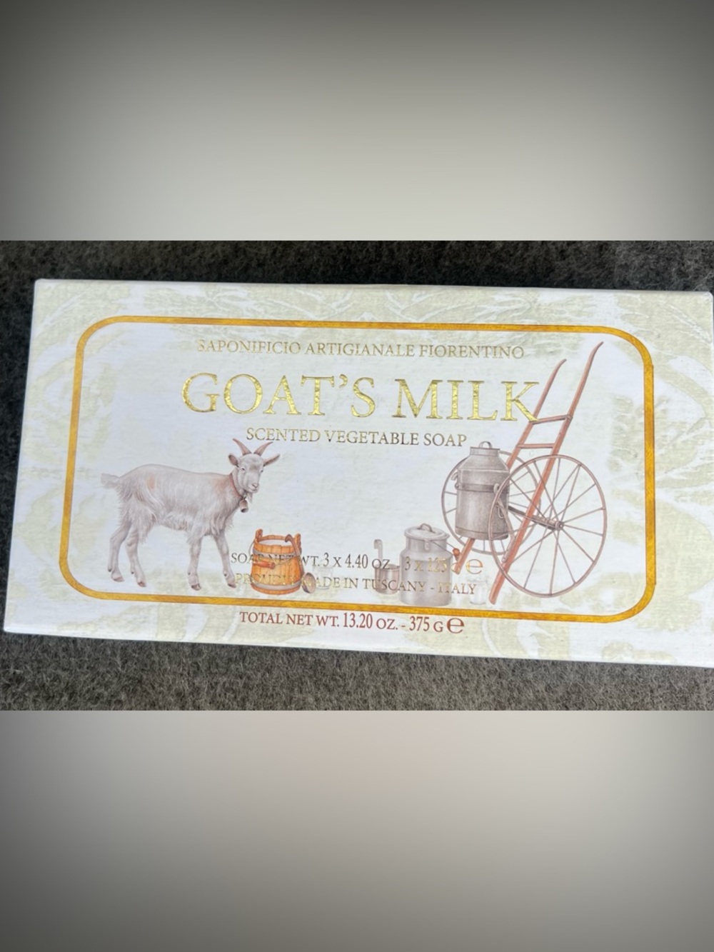 Saponificio Artigianale Florentino Goat's Milk Scented Vegetable Soap .